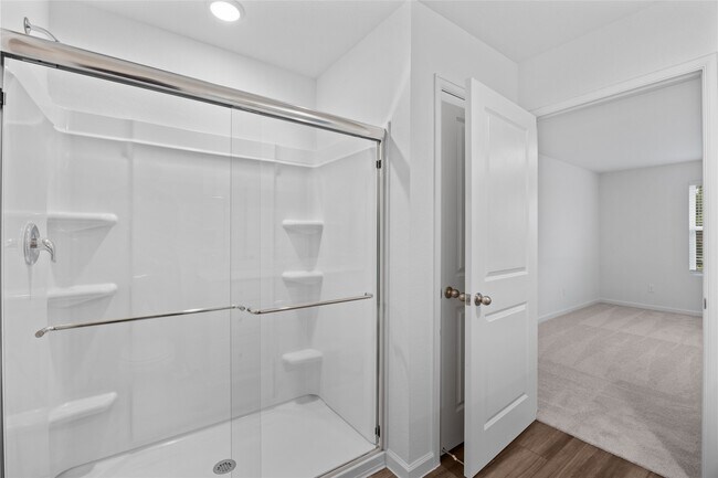 Building Photo - 612 Craven St