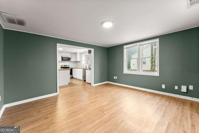 Building Photo - 212 Walker Dr