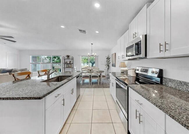 Building Photo - 13256 Great Plns Dr
