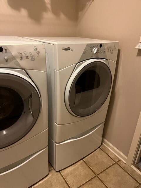 Building Photo - 132 St Margrit Cir