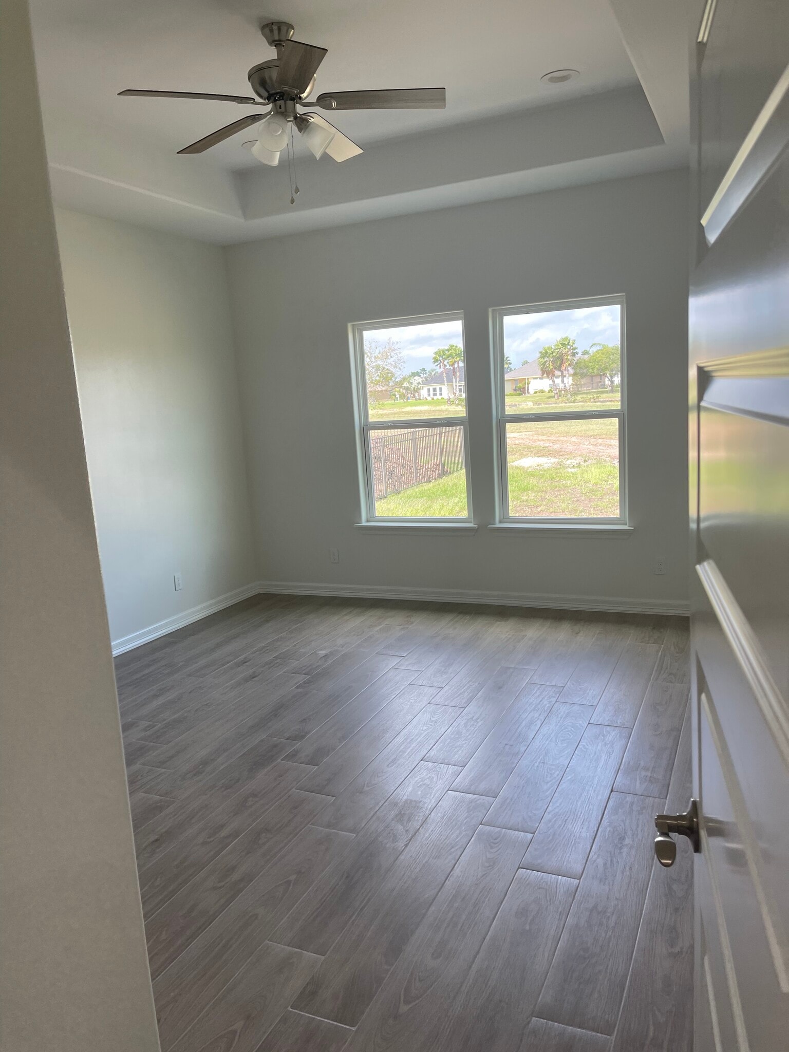 Building Photo - 113 Torrey Pines Rd