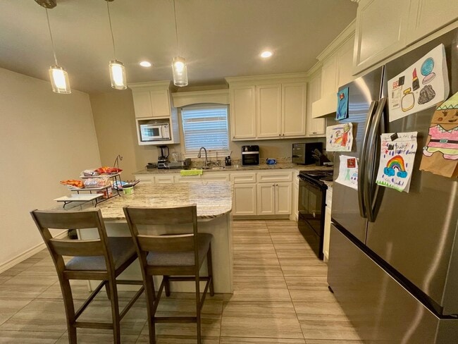 Building Photo - 1918 Aransas Pass Dr