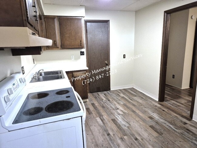 Building Photo - 485 New York Ave