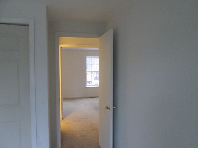 Building Photo - 1659 Colonial Way