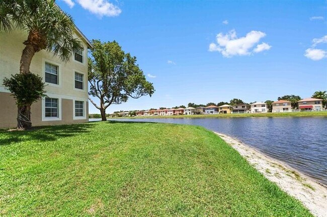 Building Photo - 4101 San Marino Blvd