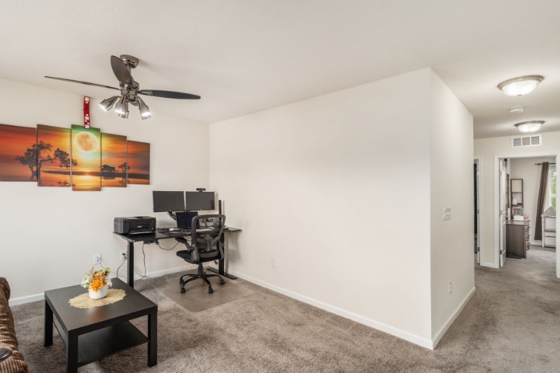 Building Photo - 2868 Beechwood Dr