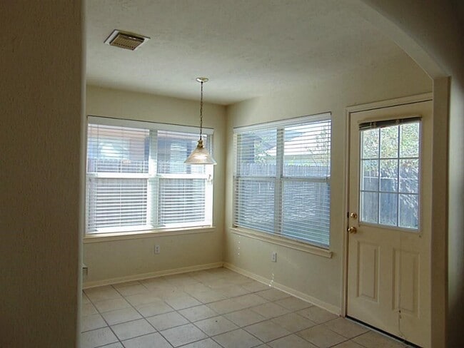 Building Photo - 11102 Creekline Meadow Ct
