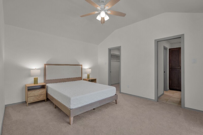 Building Photo - 2038 Sancerre Ln