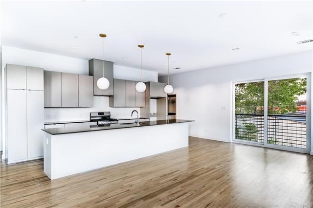 Building Photo - 1715 Bennett Ave