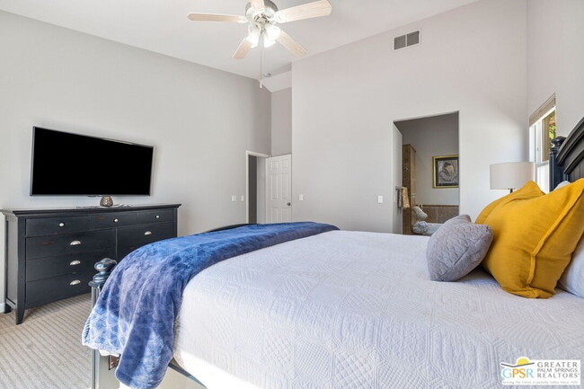 Building Photo - 50280 Spyglass Hill Dr