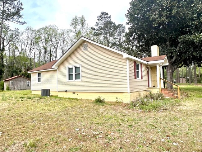 Building Photo - 881 Belvedere Clearwater Rd