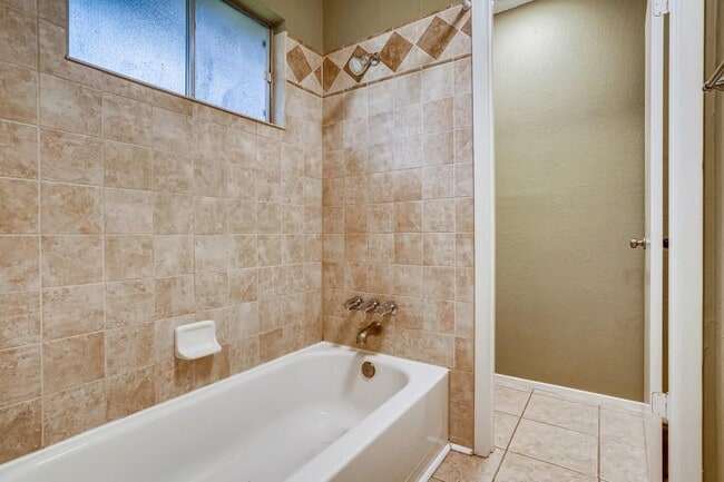 Building Photo - 11522 Powder Mill Trail