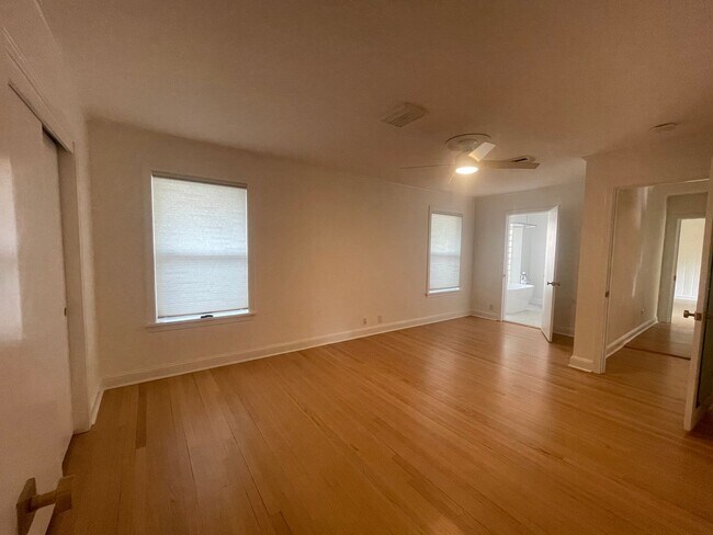 Building Photo - South Highland Beauty! This Is The One To ...