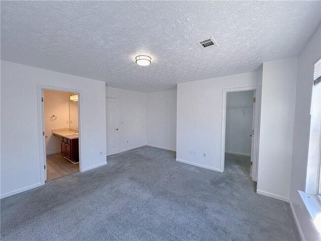 Building Photo - 4222 High Park Ln