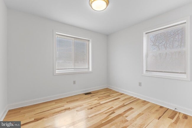 Building Photo - 3213 Greencastle Rd