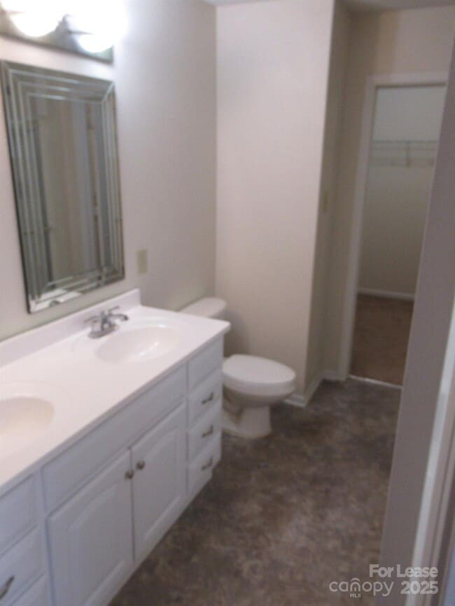 Building Photo - 122 Anastasia Ln
