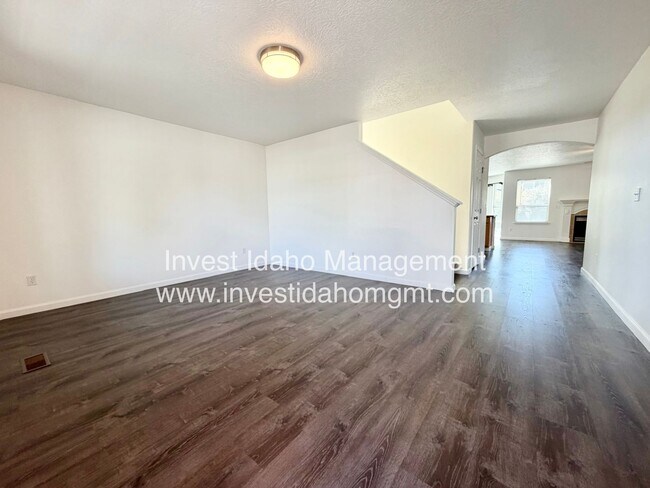 Building Photo - 17383 N Chouteau Ave