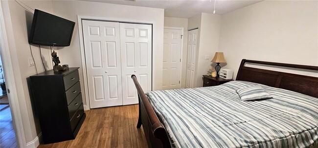 Building Photo - 8821 Coral Palms Ct
