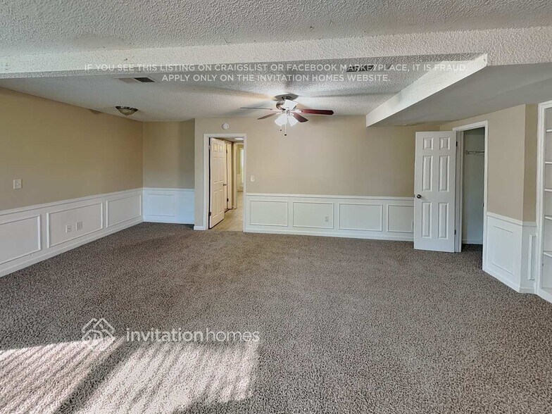 Building Photo - 1212 Summit Chase Dr SW