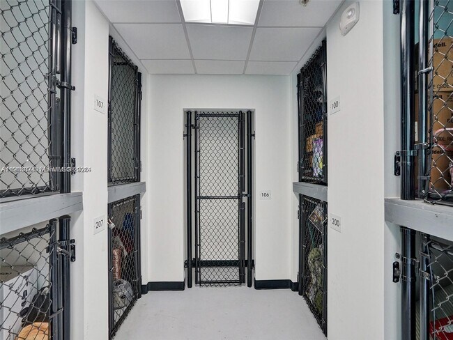 Building Photo - 4100 SW 64th Ave