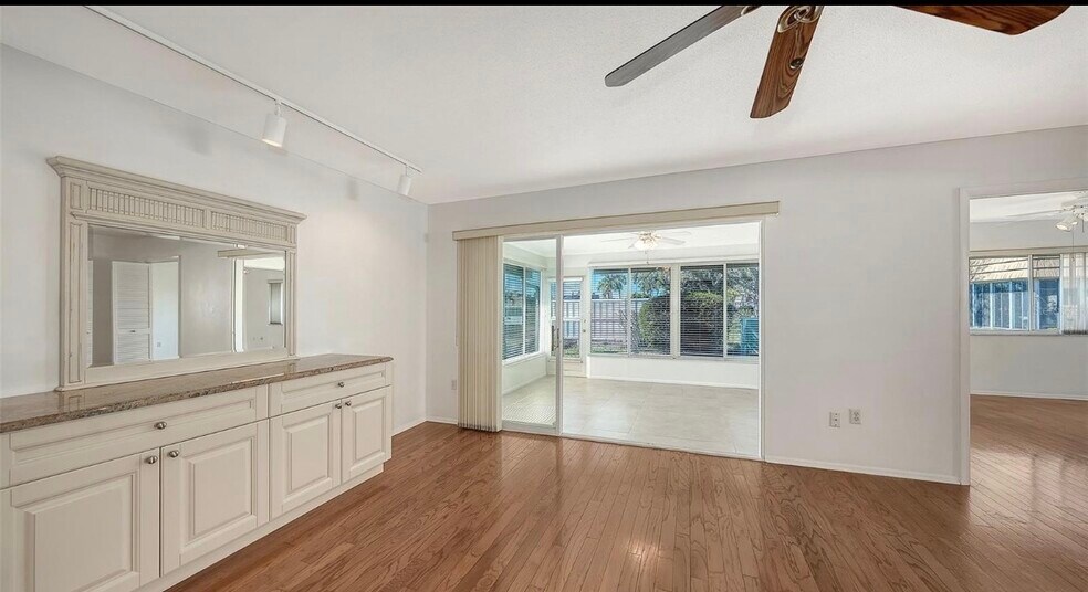 Building Photo - 2603 Riverbluff Pky