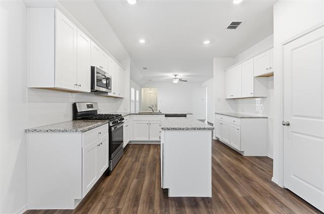 Building Photo - 2309 Pyrite Dr