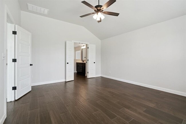 Building Photo - 15908 Buffalo Dr