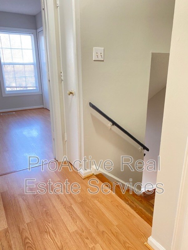Building Photo - 1321 Ruddy Oak Ct