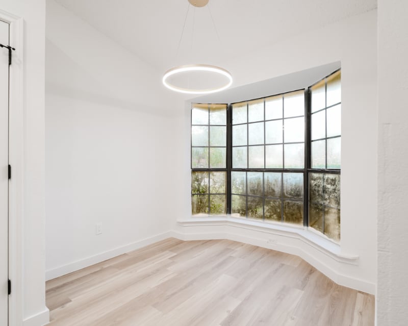 Building Photo - 301 Sheffield Dr