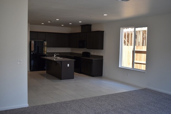 Building Photo - 4751 Irma Dr