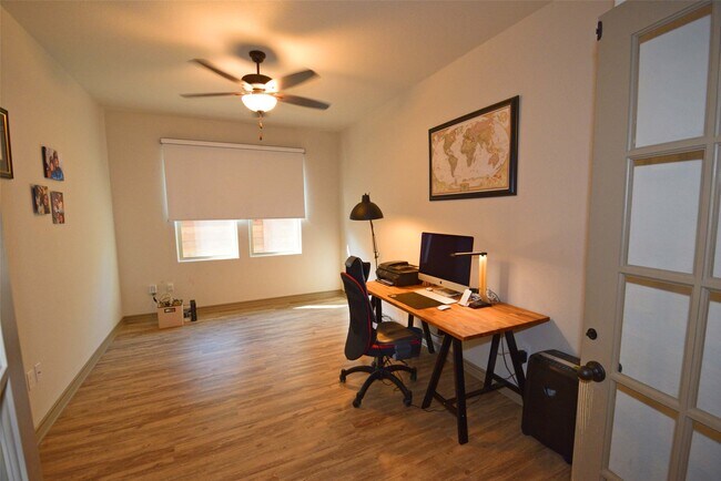 Building Photo - 8158 Luz de Luna St