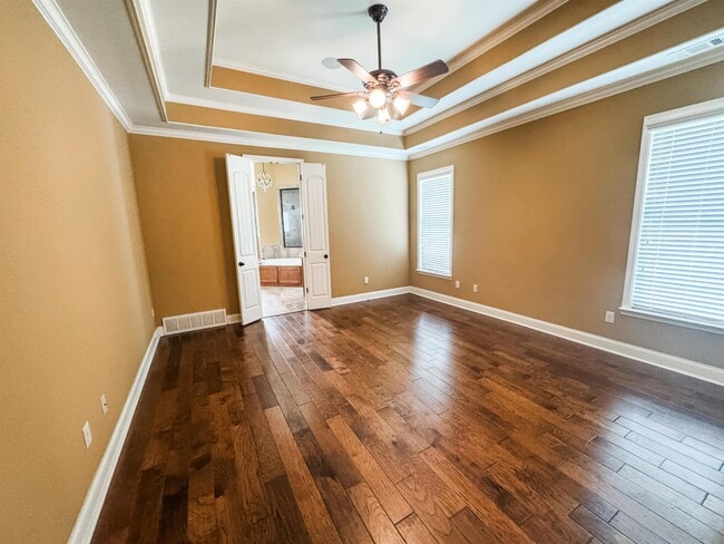 Building Photo - 4435 Chestnut Hill Dr