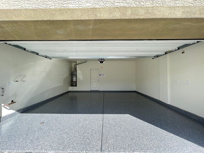 Building Photo - 5370 White Butterfly St