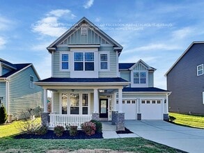 Building Photo - 10318 Blackstone Drive