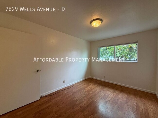Building Photo - 7629 Wells Ave