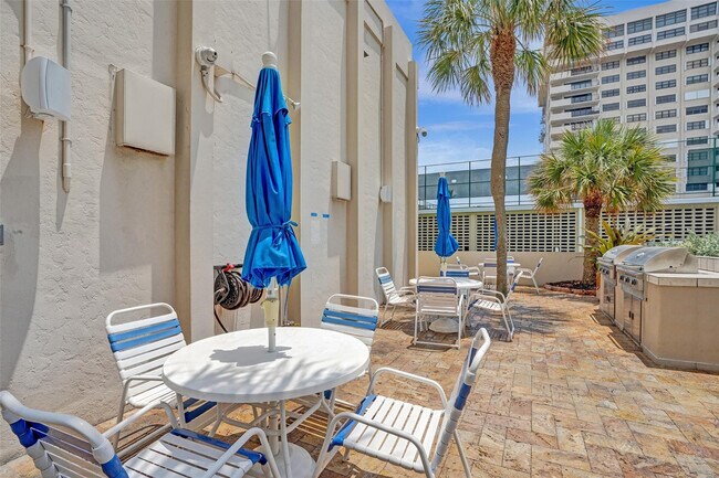 Building Photo - 5200 N Ocean Blvd