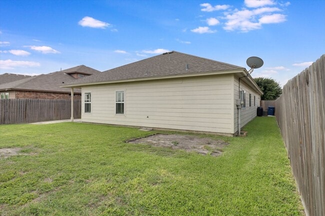 Building Photo - 8026 Barlovento St