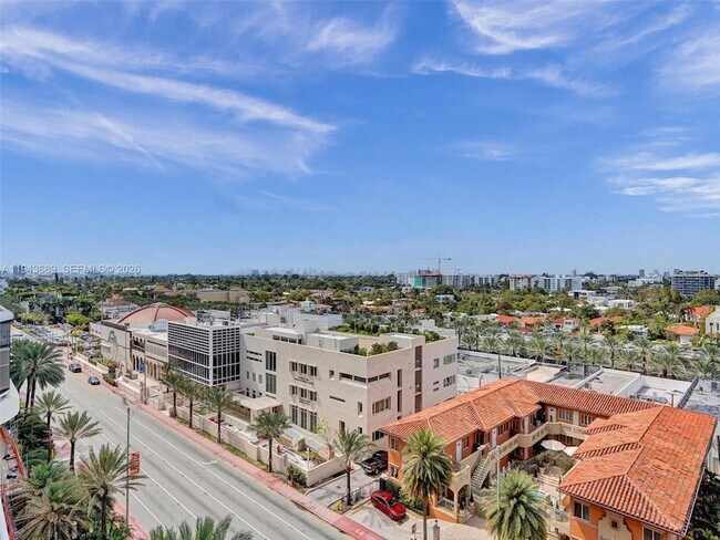 Building Photo - 9595 Collins Ave Ave