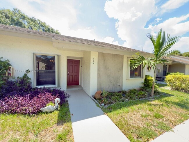Building Photo - 3078 S Oakland Forest Dr