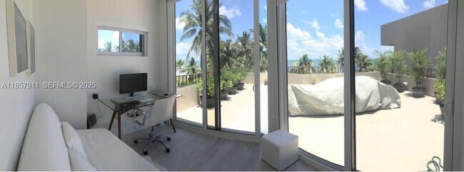 Building Photo - 201 Crandon Blvd