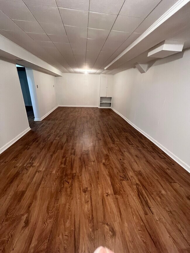 Building Photo - 11123 Prince Ln