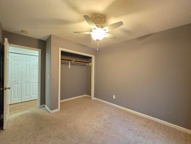 Building Photo - 901 Tristan St