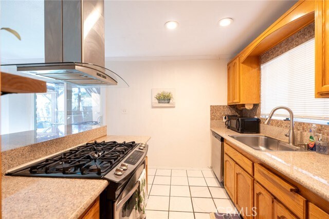 Building Photo - 18647 Marimba St