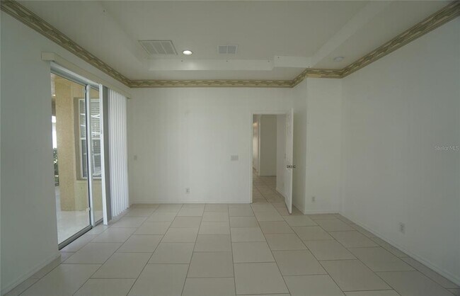 Building Photo - 10214 Evergreen Hill Dr