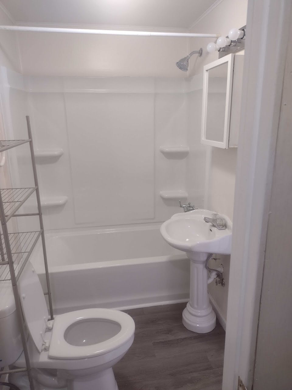 Building Photo - 512 Florence St