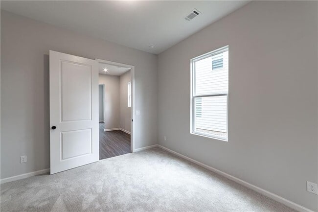 Building Photo - 107 Cedar Brk Dr