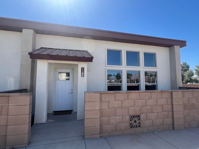 Primary Photo - Brand New Spacious Towhouse Style 2 Bedroo...