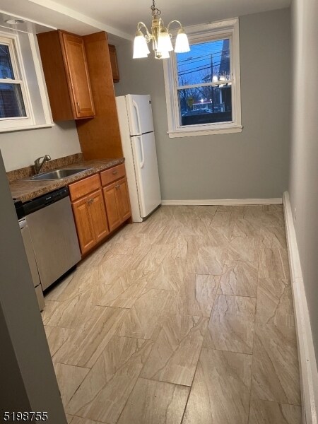 Building Photo - 357 Franklin St