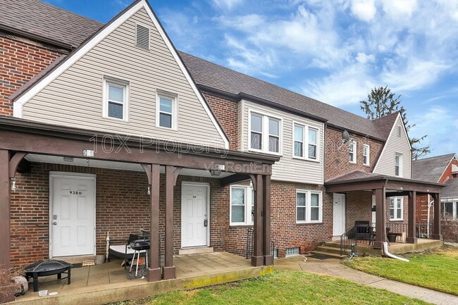 Building Photo - 940 Geers Ave