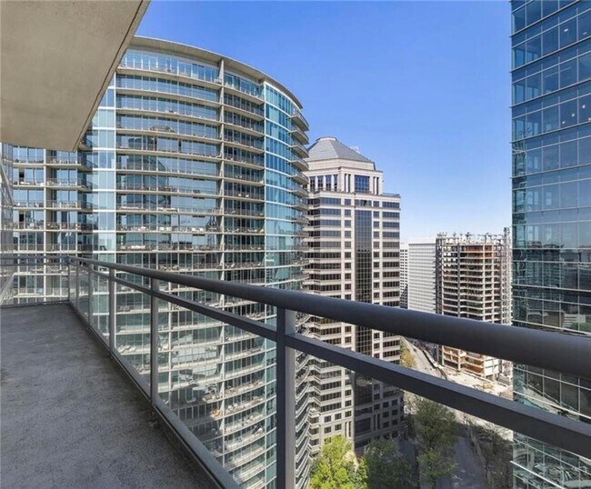 Building Photo - 1065 Peachtree St NE